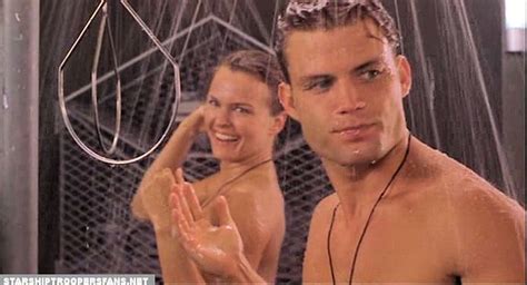 starship troopers shower|Starship Troopers (1997)